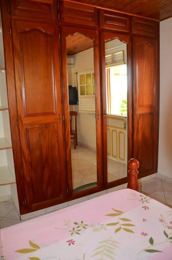 Tatil Evi Maison Charmante A Riviere-Pilote Avec Grand Jardin Le Marin Martinik